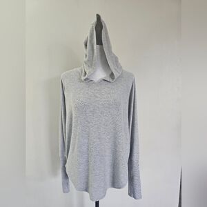Women's Light Gray Hooded Knit Pullover Sweatshirt